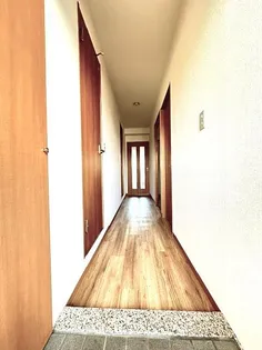 仲垣内ビル【4階】の玄関