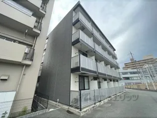 レオパレスヴィルヌーブ大和王寺【4階】の外観