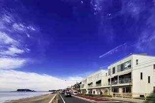 WEEKEND HOUSE ALLEYの画像