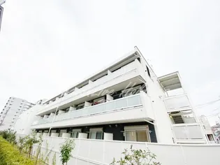 リブリ・プモリII【2階】の外観