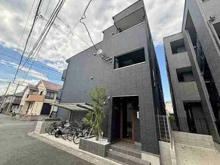 グランリヴィエール【2階】の外観