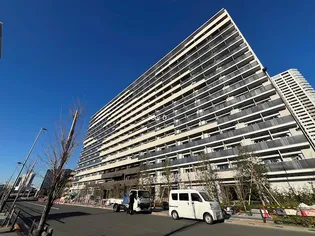 ロイヤルパークス有明【12階】の外観