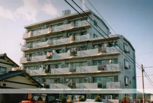 クレセントマンションの画像