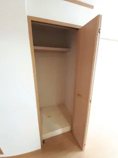 グリーンヒルうぐいすA【2階】の内装