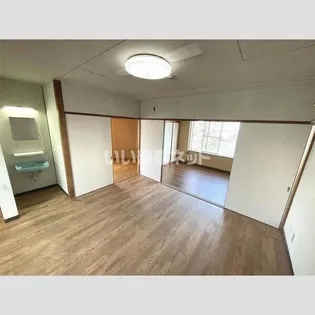 八まきビル【4階】の居間