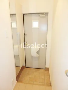 カルム3中央B【2階】の玄関