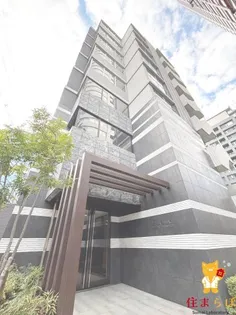 大阪府大阪市北区鶴野町【マンション】の外観