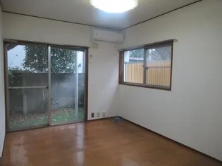 東京都世田谷区羽根木1【アパート】の外観