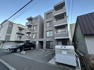 コーラル麻生【3階】の外観