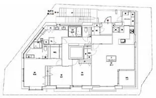 クーカイテラス元麻布【2階】の間取り