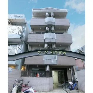 京都府京都市山科区御陵四丁野町【マンション】の外観