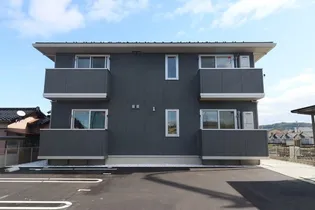 ポングル【2階】の外観