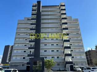 アルティメット国府【3階】の外観