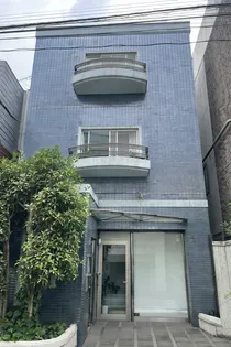 クレスト広尾【2階】の外観