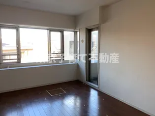 ヒルズ目白台【3階】の居間