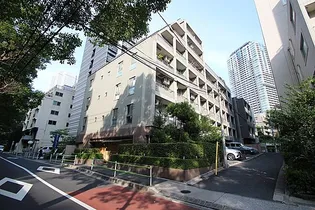 サージュ赤坂【4階】の外観