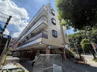 東京都多摩市永山6【マンション】の外観