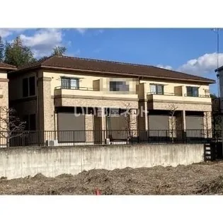 リーズ・アクト【1階】の外観