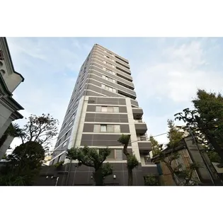 東京都新宿区下落合3【マンション】の外観