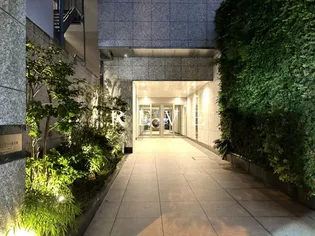 クロスレジデンス飯田橋【8階】の外観