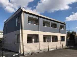 ラティールⅣの画像