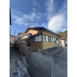 山梨県富士吉田市上暮地4【一戸建】の外観