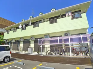 パインハイツII【2階】の外観