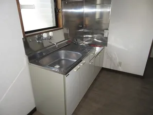 サザンクロス御山【2階】のキッチン