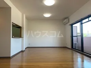 ソシア竜南【4階】の居間