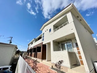 アンファミーユIII【2階】の外観