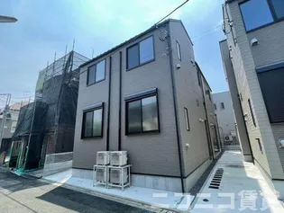 東京都足立区中川2【アパート】の外観