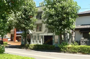 アヴニールの画像