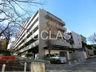 東京都世田谷区若林4【マンション】の外観