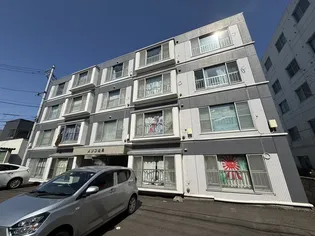 メゾン山鼻【4階】の外観