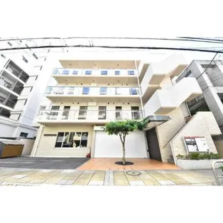 ラスパシオ三軒茶屋【2階】の外観