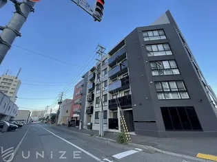 北海道札幌市豊平区豊平三条9【マンション】の外観