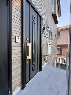 Kハウス【2階】の玄関