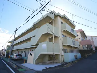 あんずマンション【1階】の外観