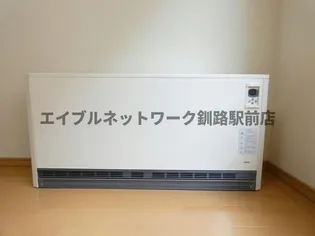 iハイツ【1階】の内装