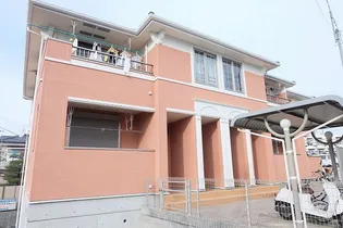 サンリットララ【1階】の外観