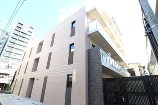 東京都新宿区北新宿1【マンション】の外観