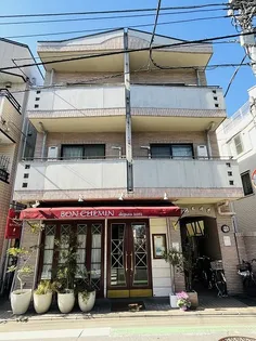 Beat(ビート)【2階】の外観