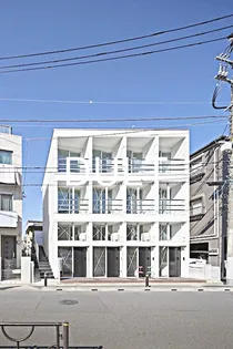 東京都足立区中川1【アパート】の外観