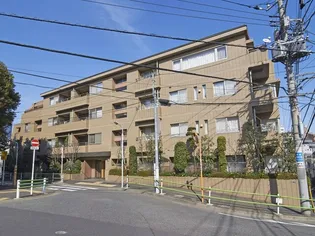 東京都港区元麻布1【マンション】の外観