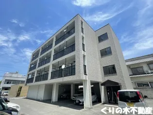 フィネス今治【2階】の外観