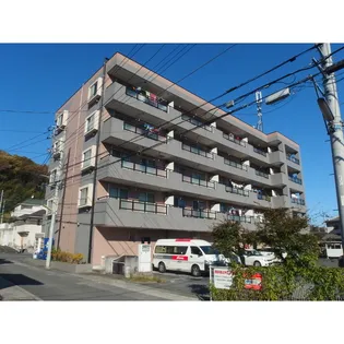 コージーハウスV【3階】の外観