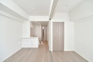 エンクレスト博多駅南BASE【5階】の居間