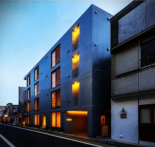 東京都世田谷区北沢1【マンション】の外観