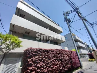 東京都中野区新井1【マンション】の外観