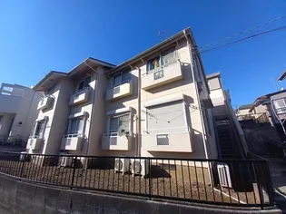 マリンヒルズ【2階】の外観